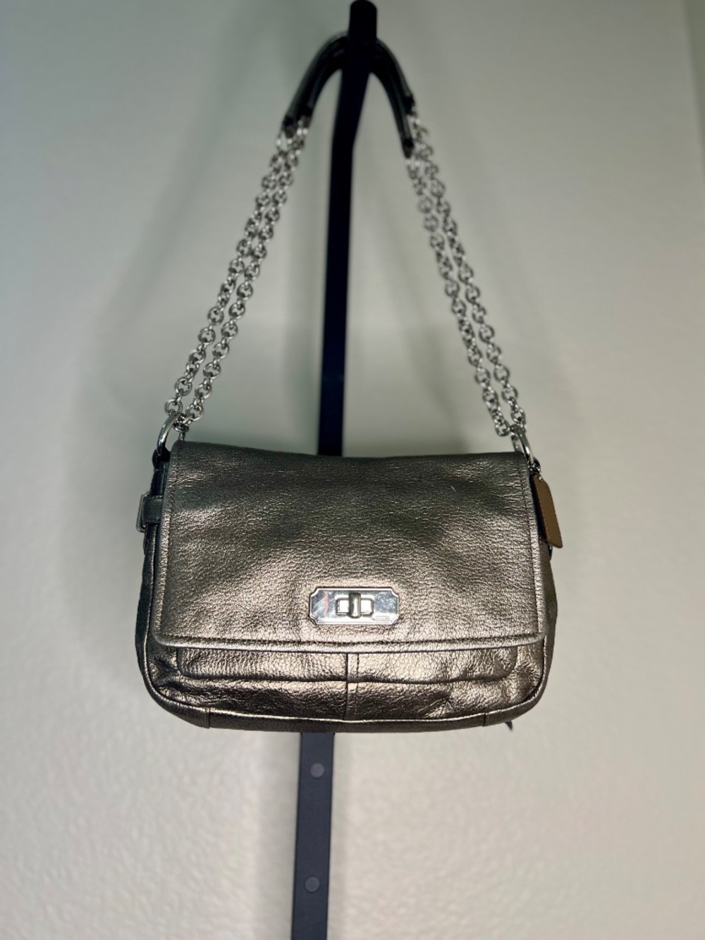 COACH Vintage Chelsea flap crossbody shoulder bag